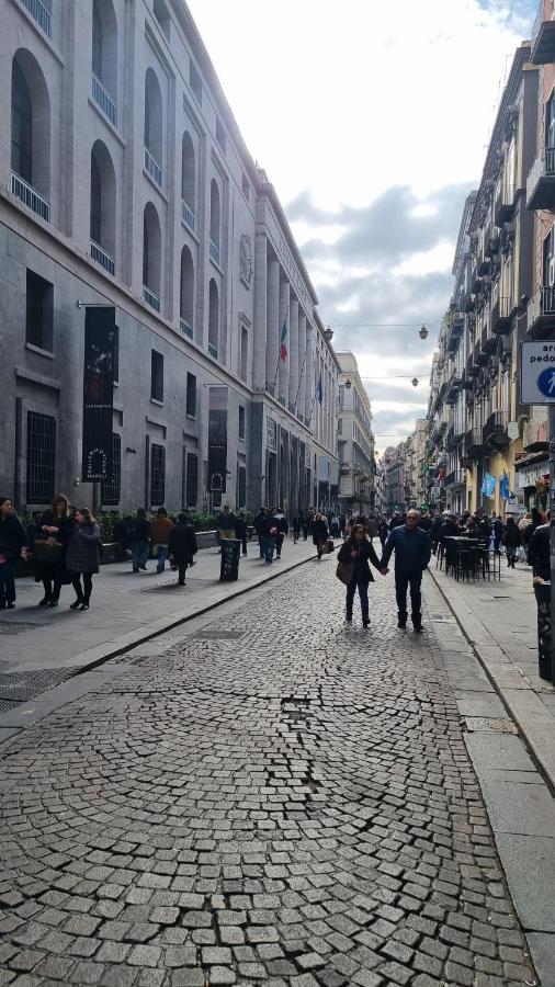 La Luna A Toledo Νάπολη Εξωτερικό φωτογραφία